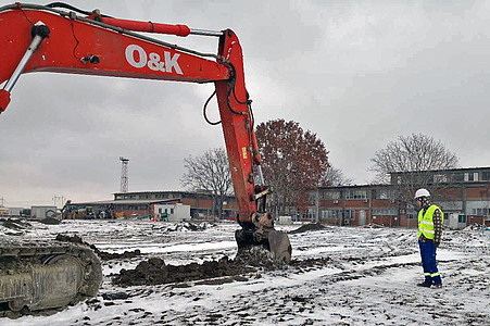 Excavation of pile foundation of gas turbine island on January 4, 2019